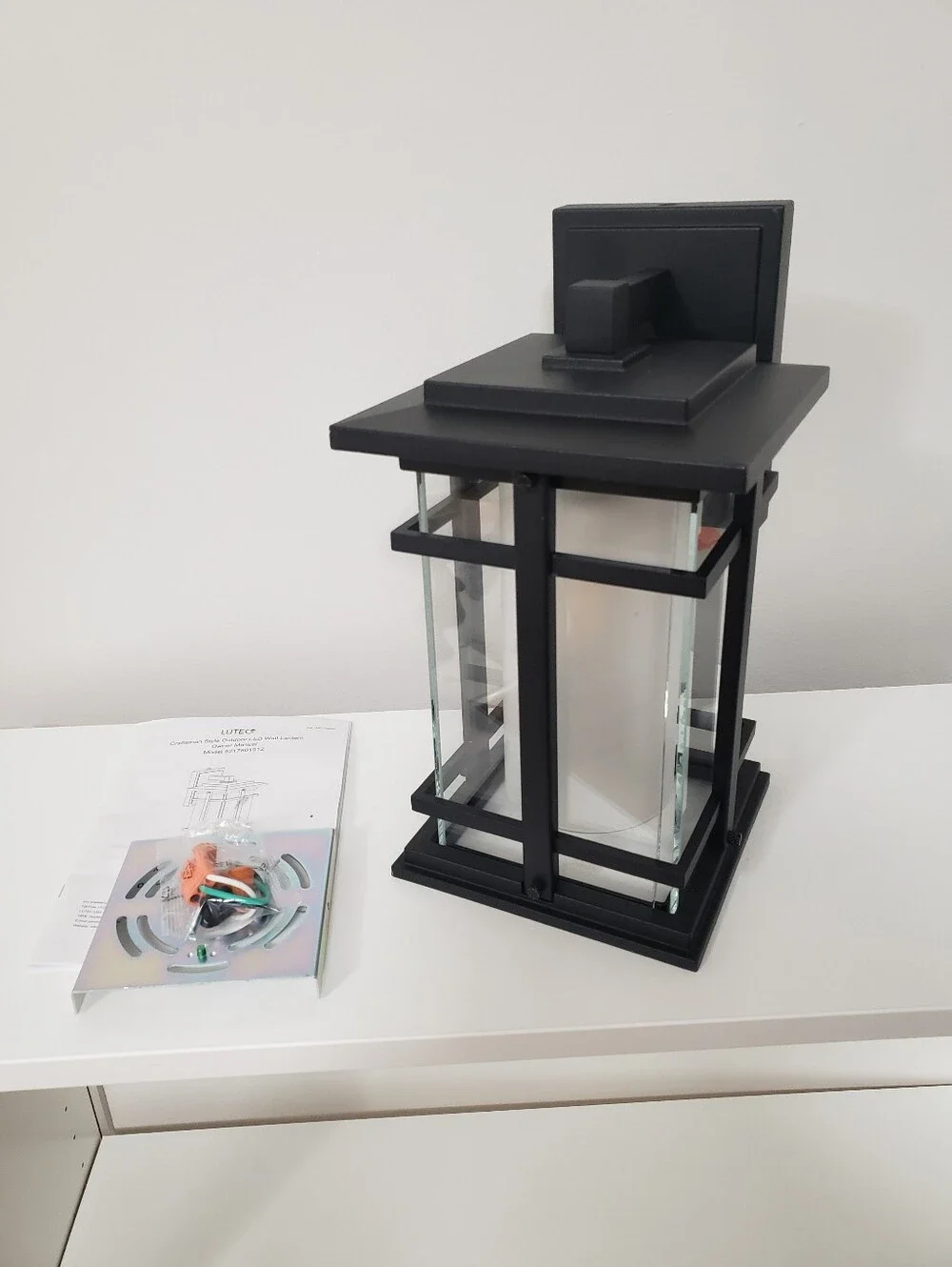 LUTEC Craftsman Style Outdoor LED Wall Lantern